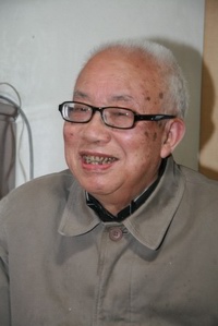 吴万春教授 著名微波专家，公司微波专业奠基人之一。